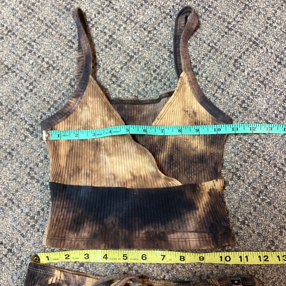 SHEIN Black Gold Yellow Tie Dye 2 Piece Short Tank Top Set * Size XS - Picture 7 of 10